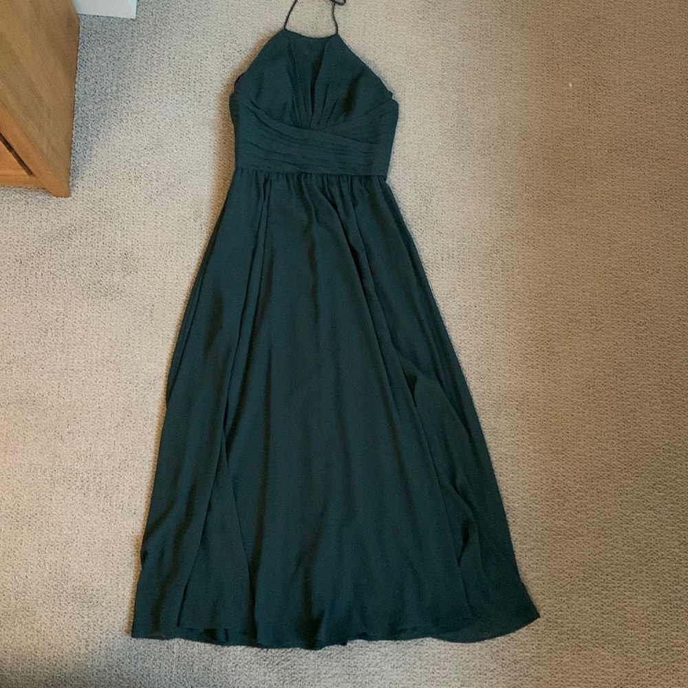 Amsale Jayla long chiffon gown in Hunter. Size 10.